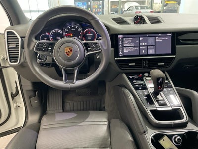 2019 Porsche Cayenne Base (Tiptronic)